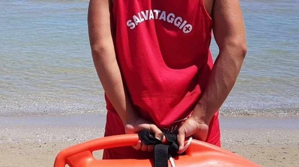 Mit, diffuse le indicazioni per i corsi per gli assistenti dei bagnanti