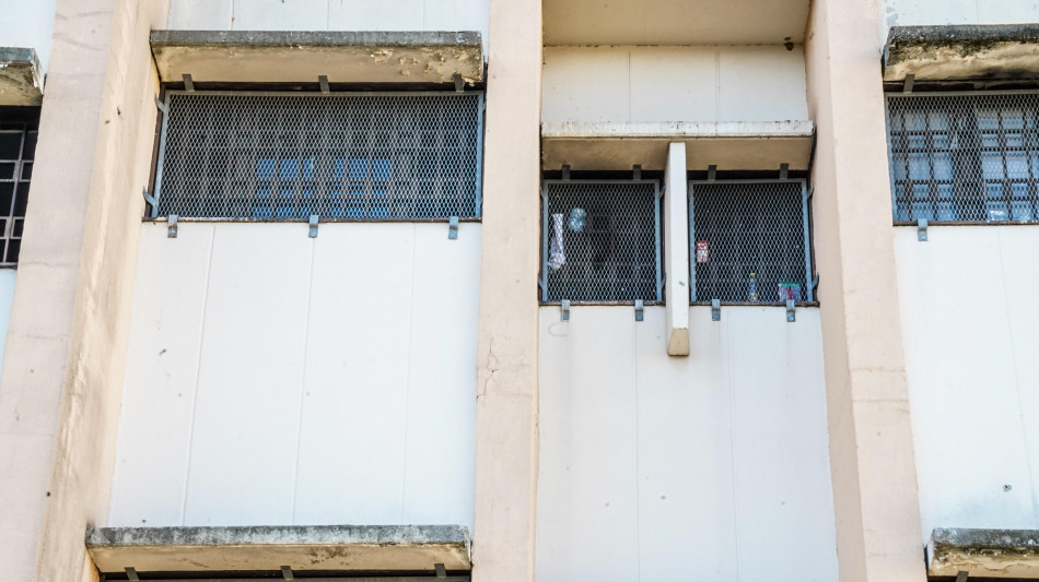 Otto condanne per le violenze degli agenti nel carcere di Torino